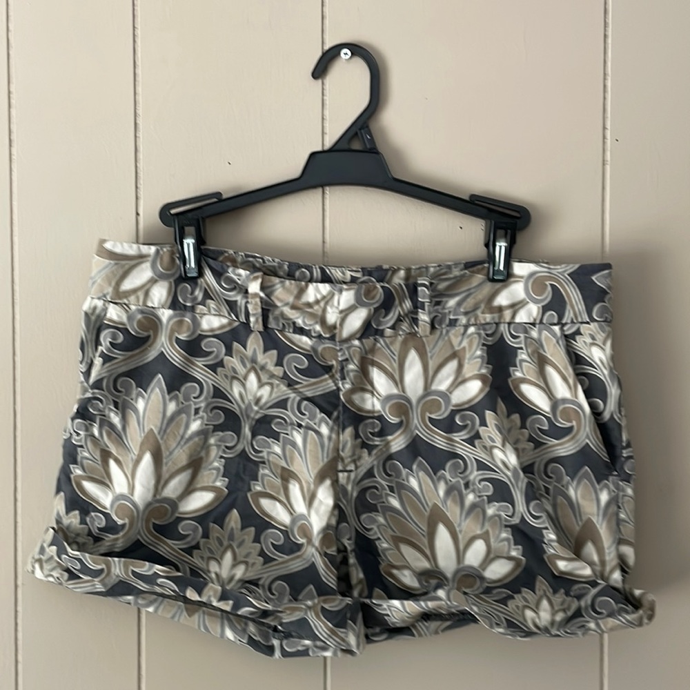 Mossimo flowered shorts.